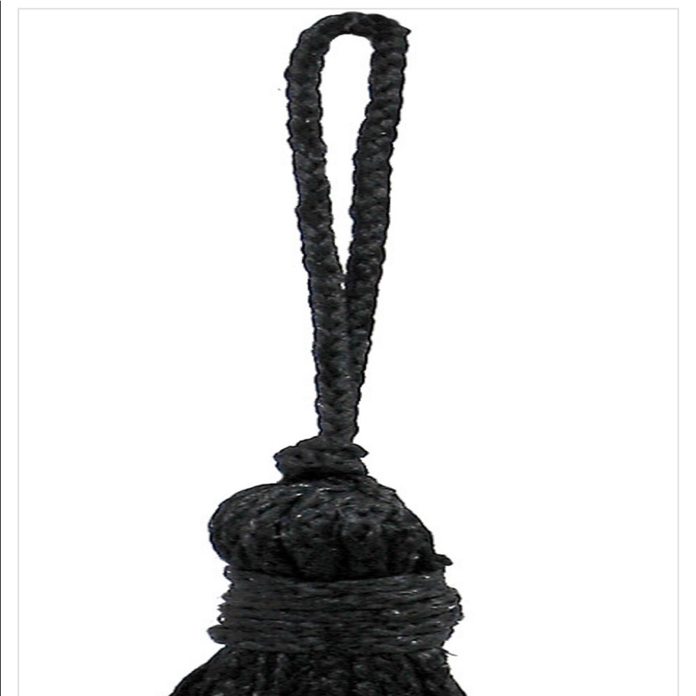 Tassel - Picture 4 of 8